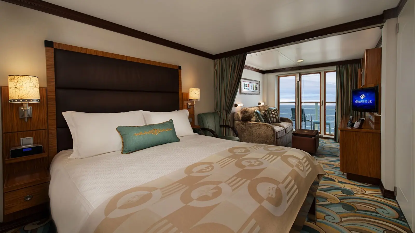 Concierge Family Oceanview Stateroom with Verandah on Disney Dream & Disney Fantasy