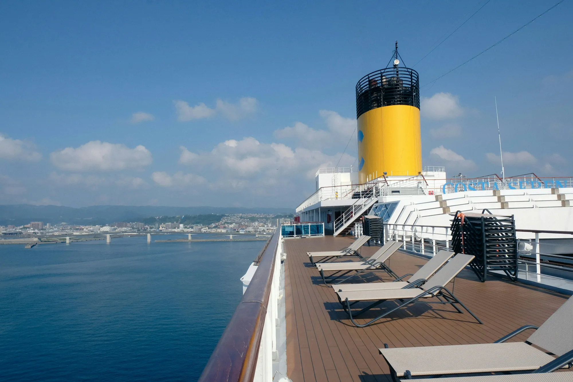 Cruise departing port