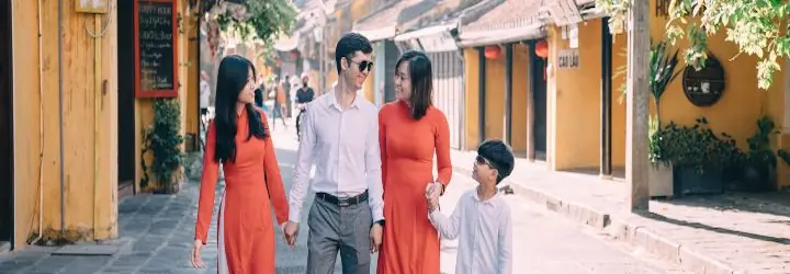 Family Cruising at Christmas